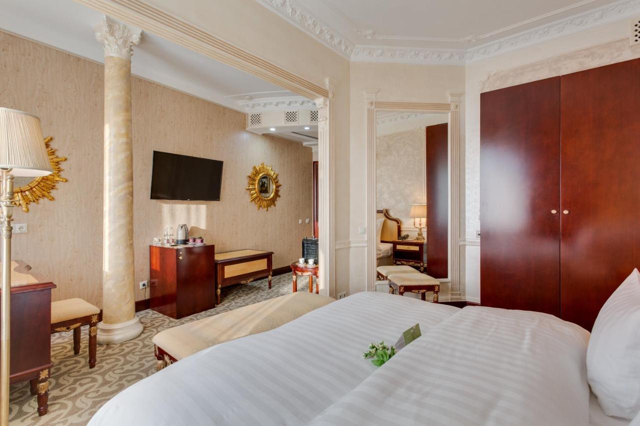 Four Reasons Hotel Moskva Eksteriør billede